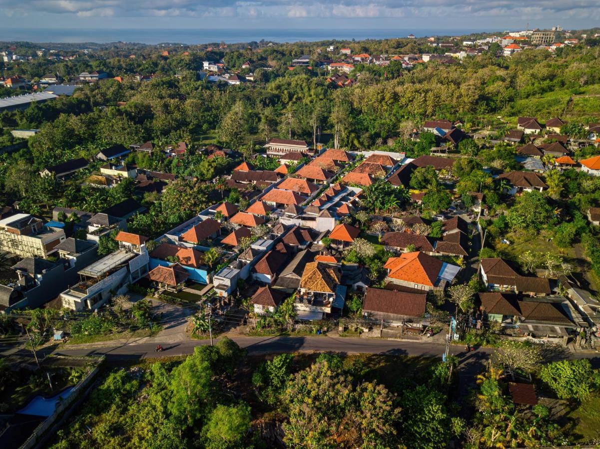 Le Nixsun Villa&Spa Uluwatu Extérieur photo