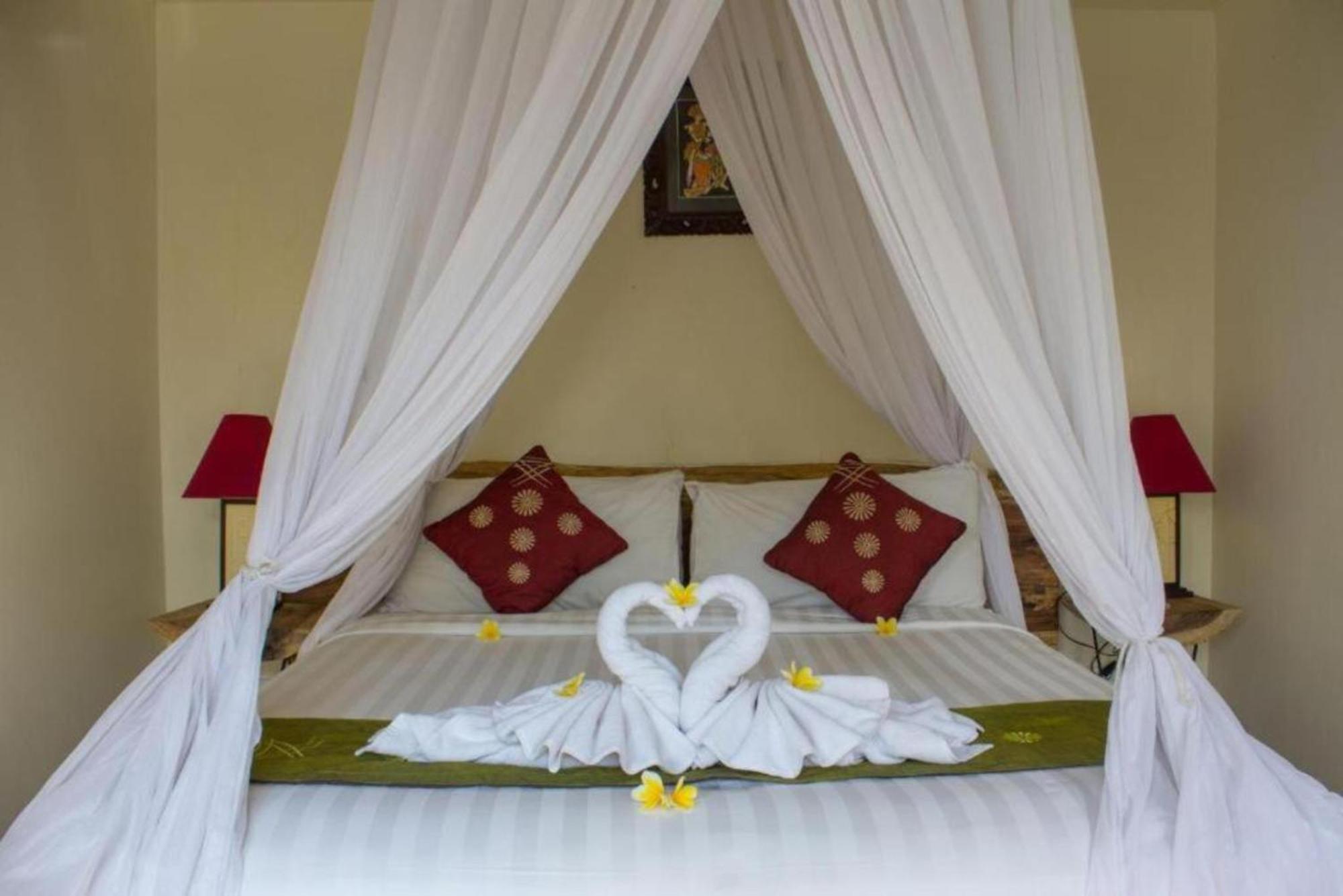 Le Nixsun Villa&Spa Uluwatu Extérieur photo